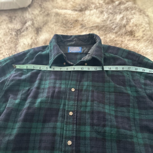 Pendleton black watch tartan wool XL button down - Picture 5 of 8